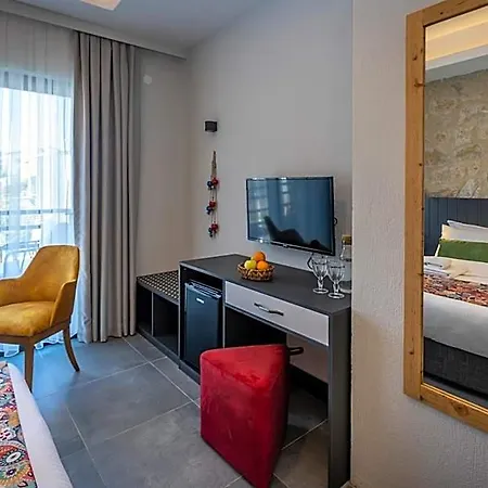 Dadya Bora Hotel 3*