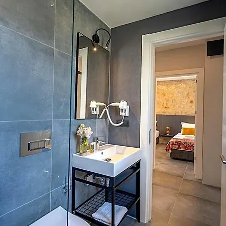 Otel Dadya Bora 3*
