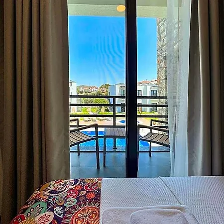 Otel Dadya Bora 3*
